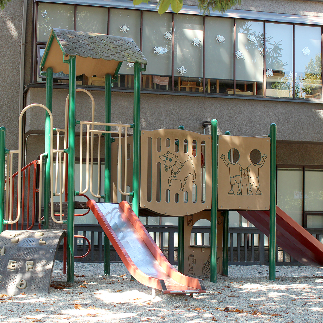 location-family-montessori-school